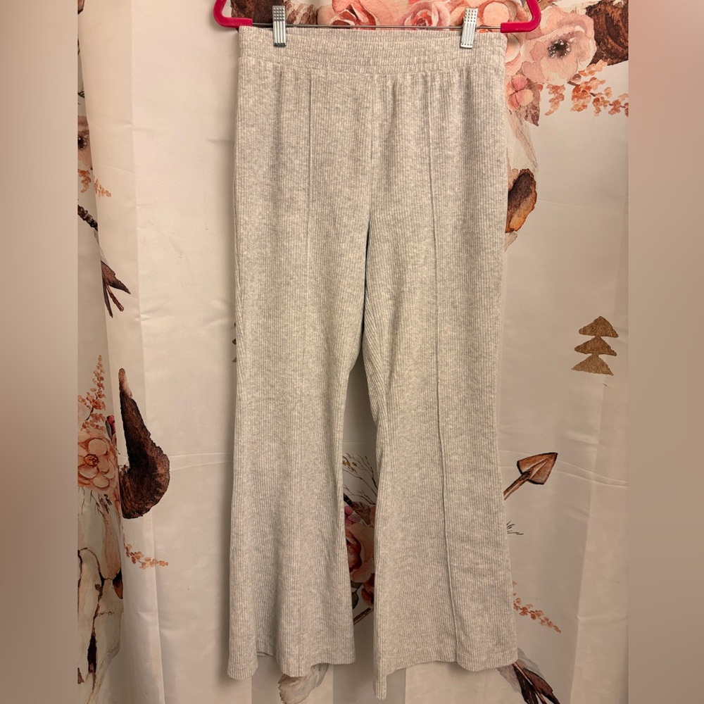 Medium Aerie pants
